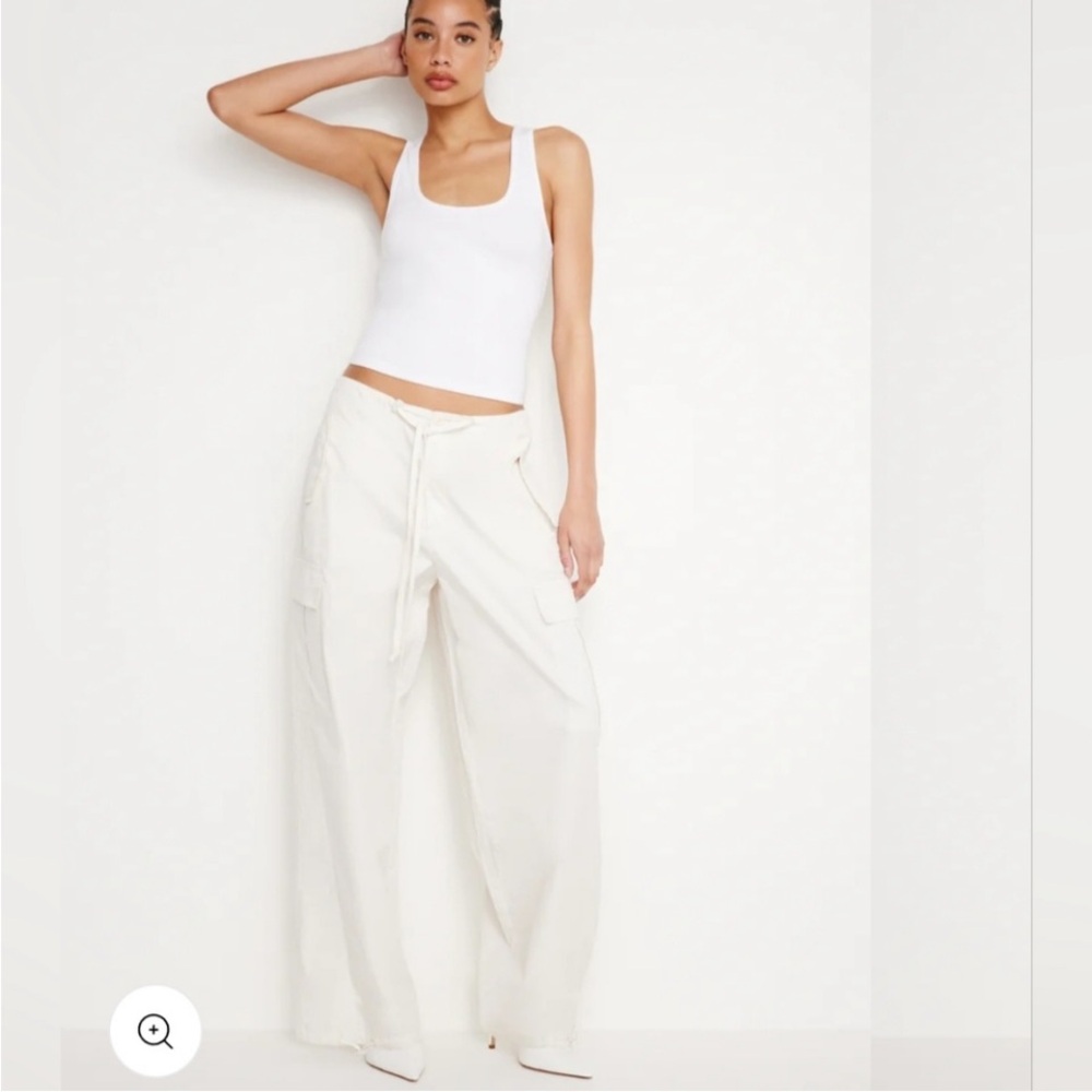 Good American Cloud White Parachute Pant size Small